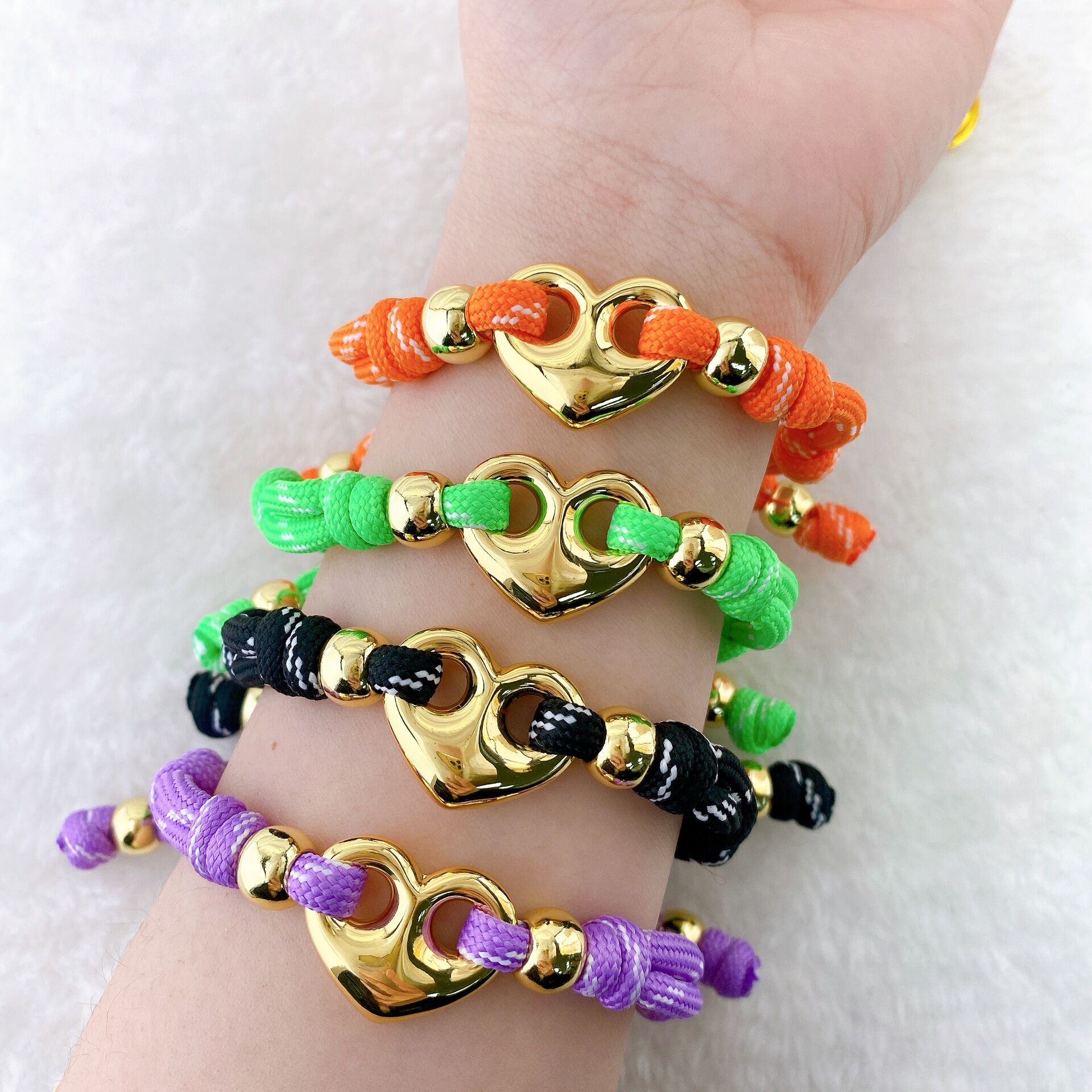 Eenvoudige Gevlochten Armbanden Voor Dames Met Hartjesmotief h5 Afbeelding3