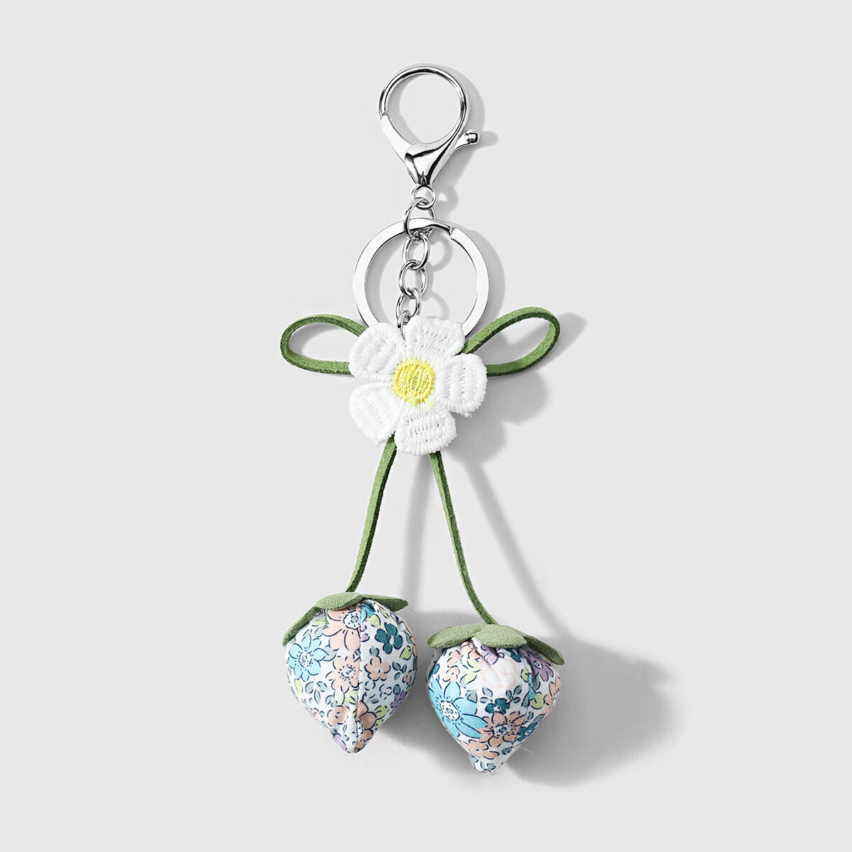 Llaveros De Aleación Con Diseño De Fresa Y Lazo De Flor De La Serie Simple 