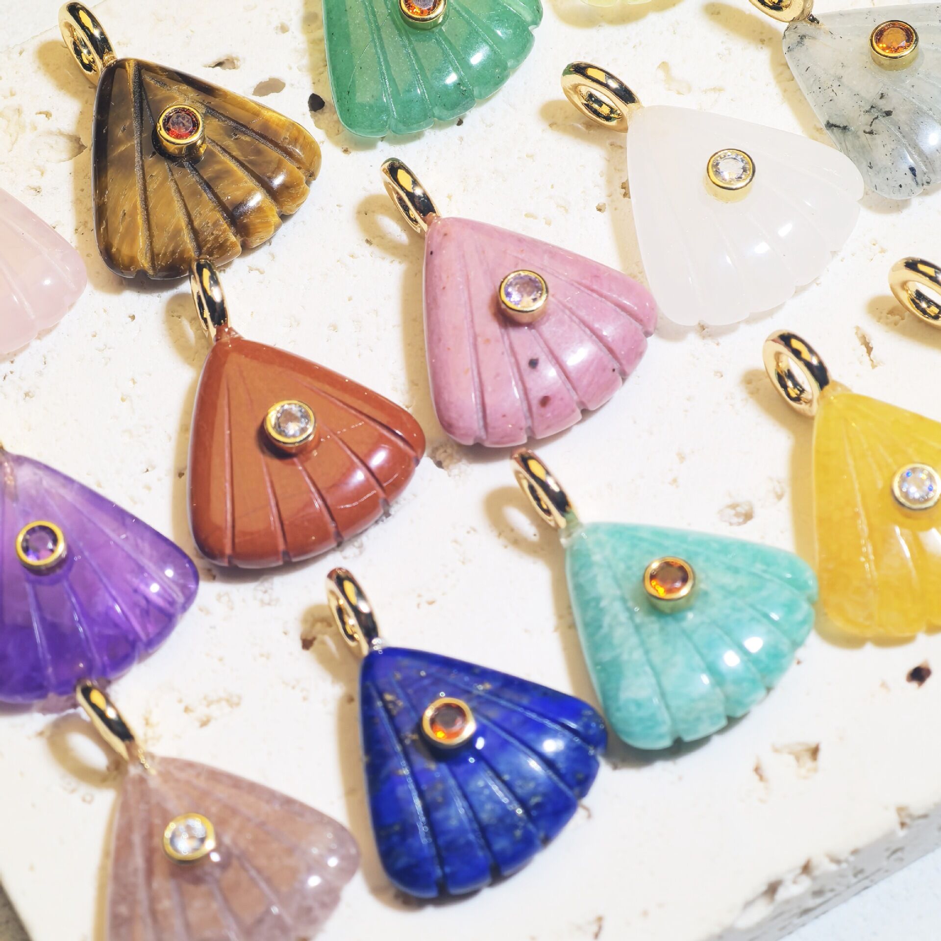 Shell Shape Natural Stones Zircon Women's Pendants Picture2