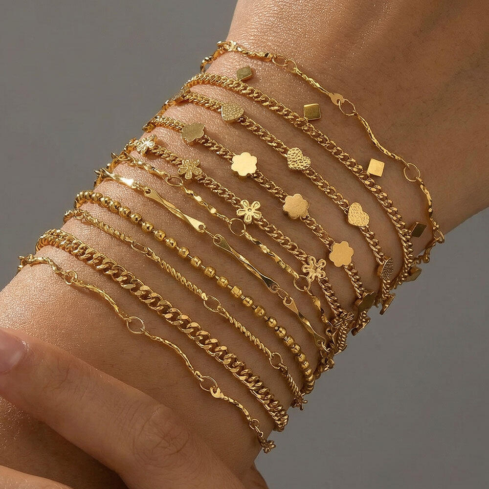 Eenvoudige serie dagelijkse bloemenketting met klavermotief, roestvrij staal, waterdicht, goudkleurig, damesarmband