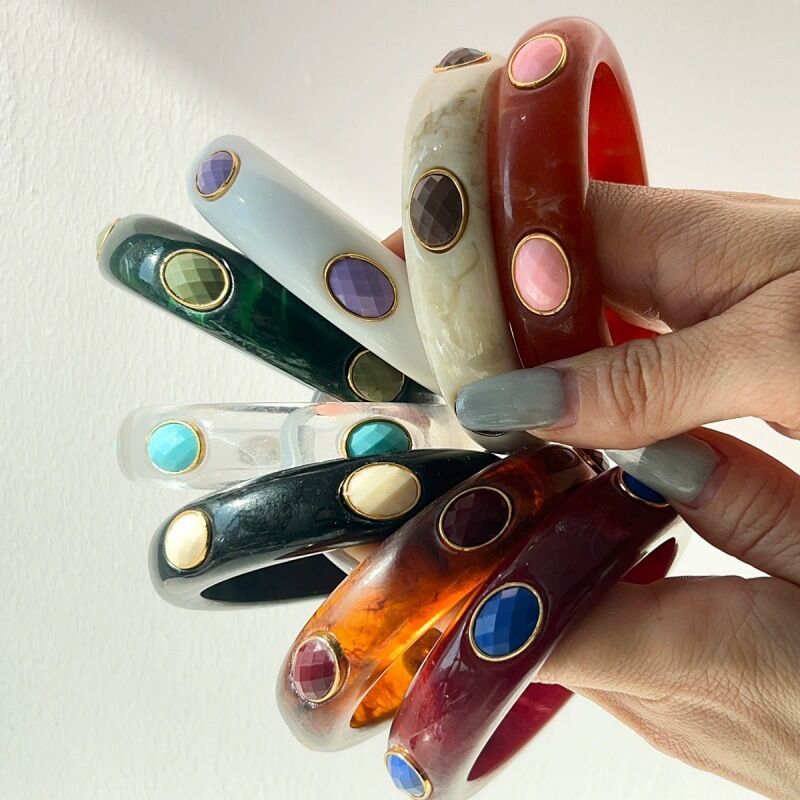 Geometric Shape Resin Women's Bangles Picture2