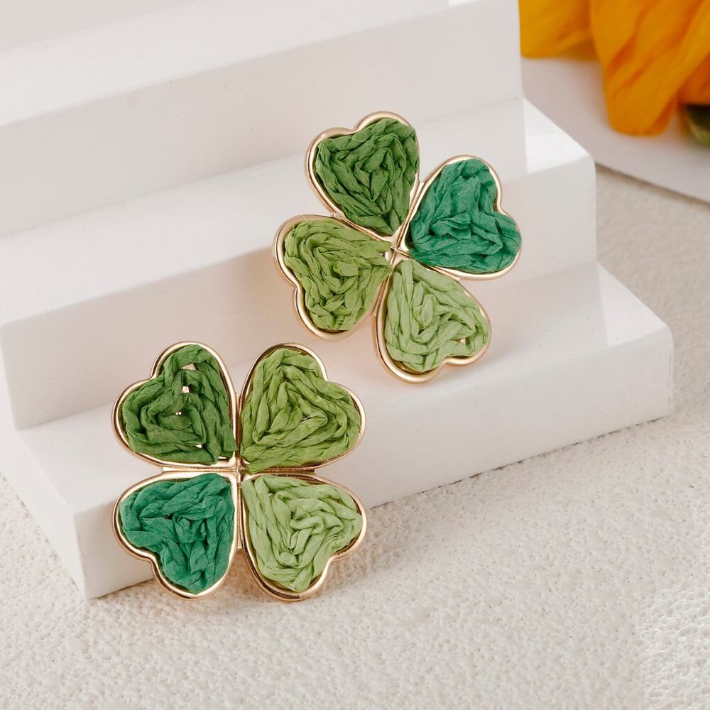 Romantic Series Vacation Clover Raffia Seaside Vacation Women's Stud Earrings