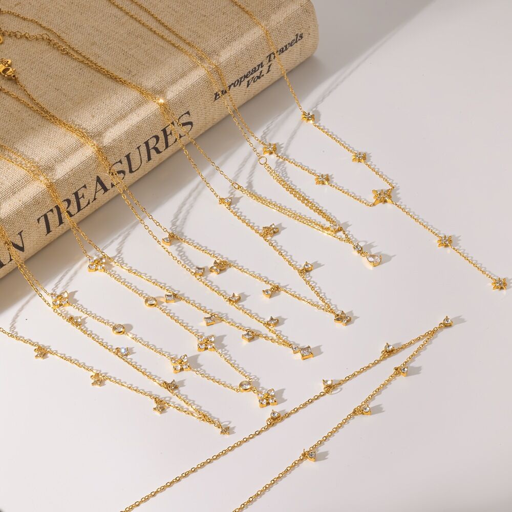 Collana da donna a catena in acciaio inossidabile color oro, modello Simple Series con forma geometrica a goccia, impermeabile. 2