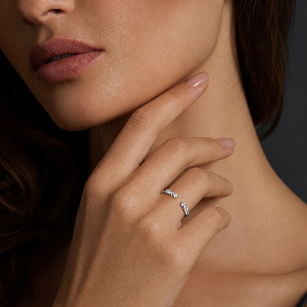 Simple Series Elegant Circle 925 Sterling Silver Color Rhodium Plating Women's Moissanite Rings 2