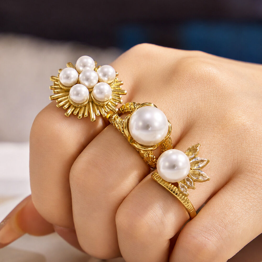 Elegant Artificial Pearl Flower Stainless Steel Waterproof Gold Color Statement Rings h5Picture3