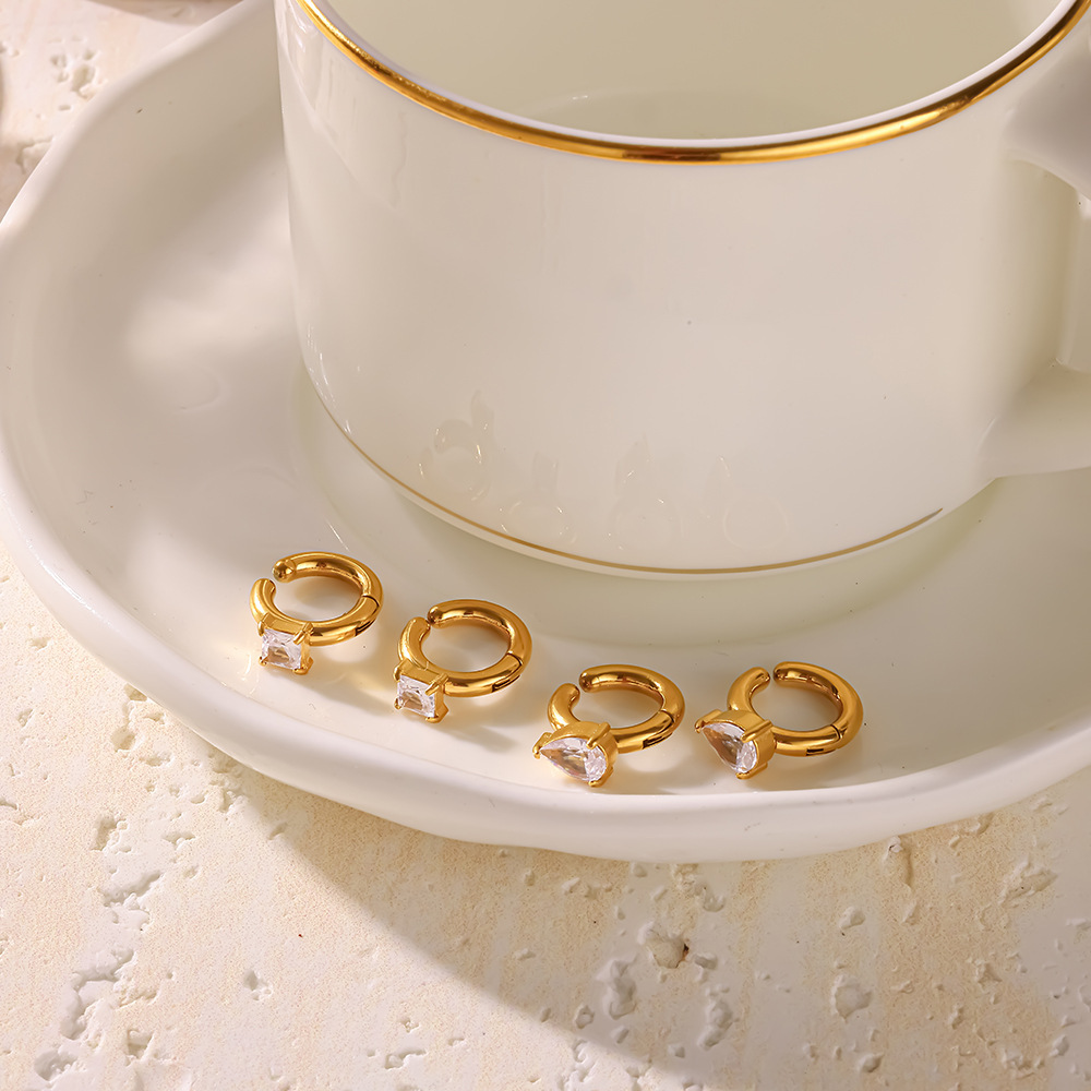 Orecchini A Cerchio Da Donna Simple Series Daily Droplet Con Forma Geometrica A Goccia, In Acciaio Inossidabile Impermeabile Color Oro E Zirconi. h5Immagine3
