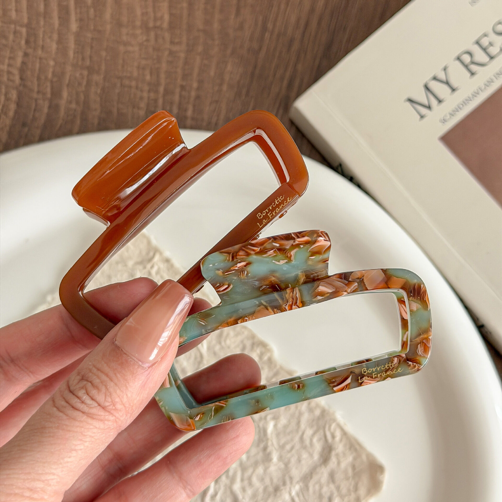 Eenvoudige Serie Retro Haarclips Van Acetaat Met Effen Luipaardprint En Kleurverloop. Afbeelding4