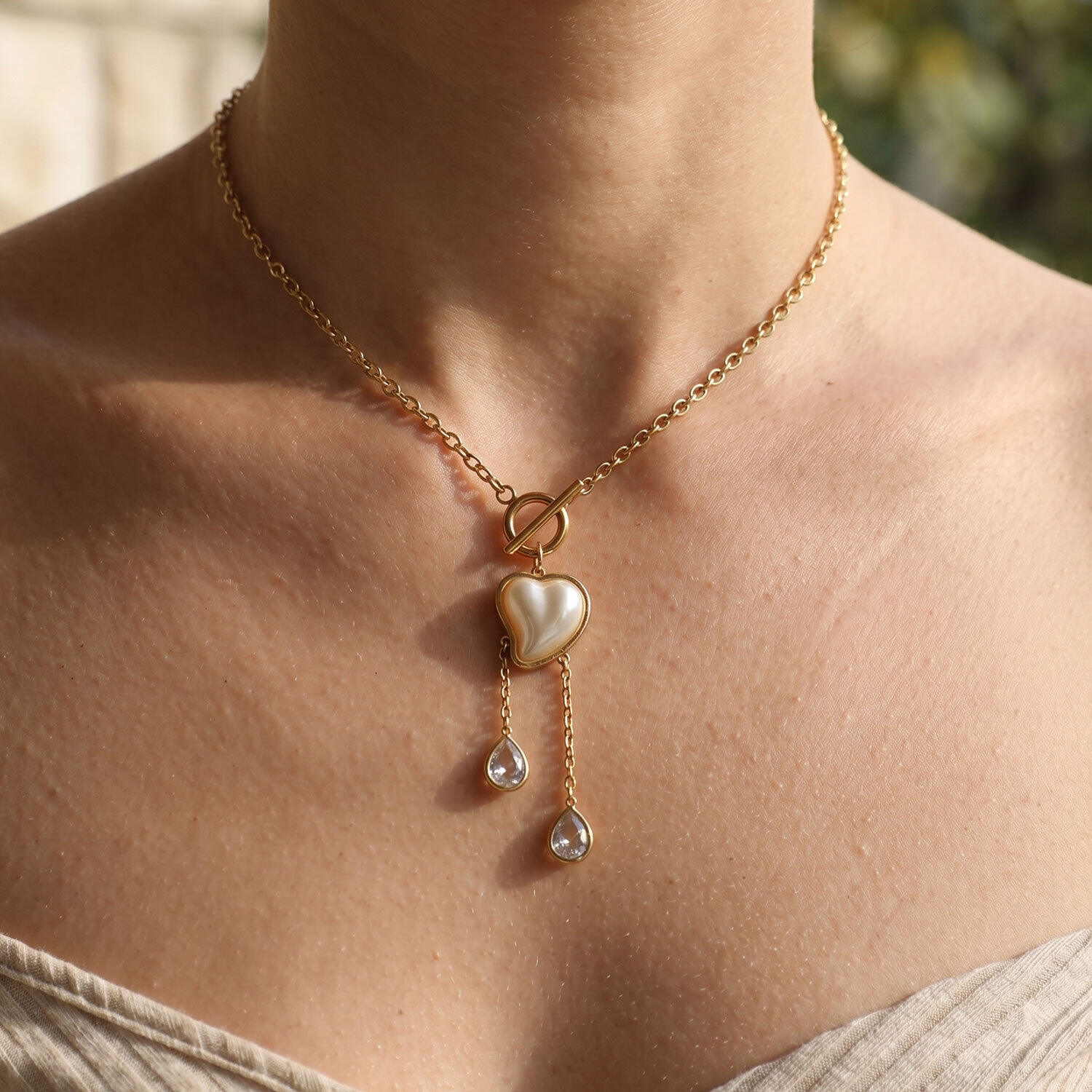 Simple Series Daily Droplet Heart Tassel roestvrijstalen waterdichte hanger met goudkleurige zirkonia voor dames 2