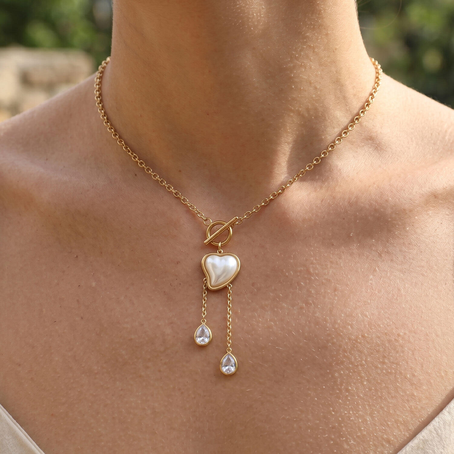 Simple Series Daily Droplet Heart Tassel roestvrijstalen waterdichte hanger met goudkleurige zirkonia voor dames