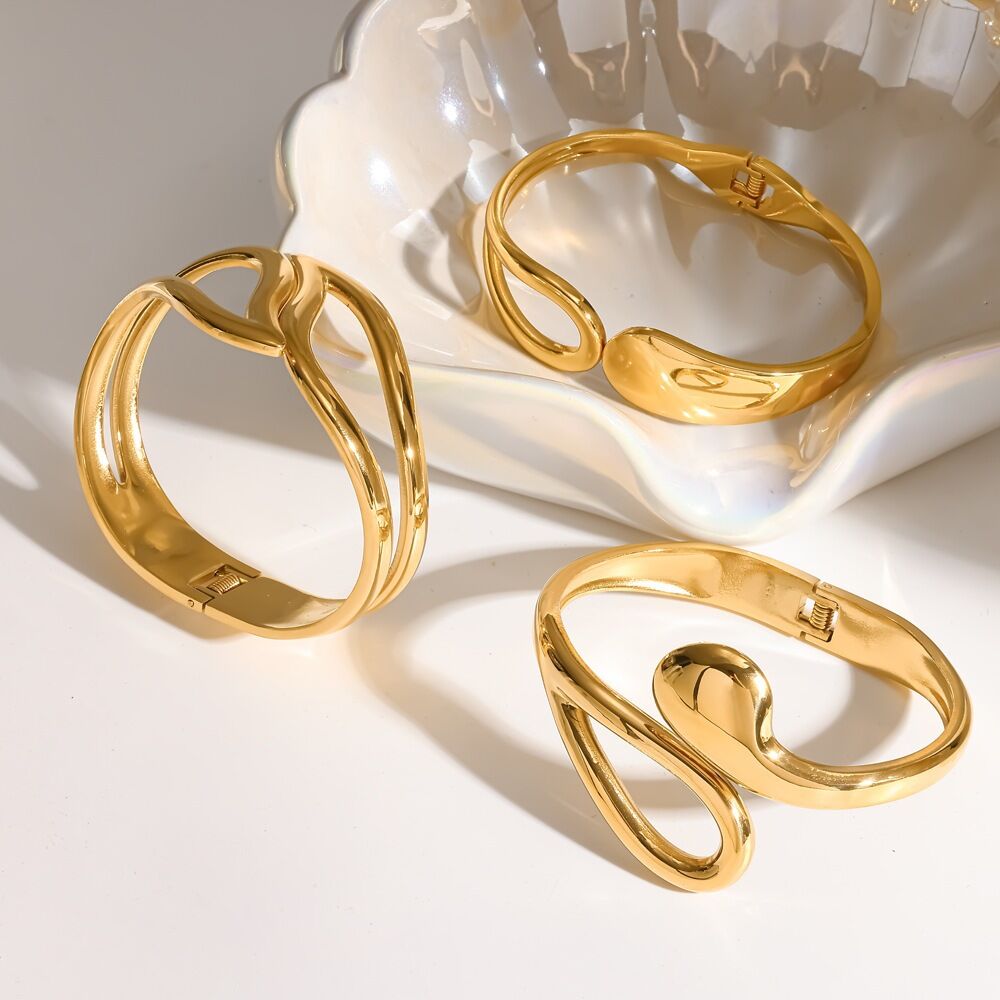Pulseras Tipo Brazalete Para Mujer, De Acero Inoxidable, Impermeables, Color Dorado, Con Forma Geométrica Sencilla. Imagen2