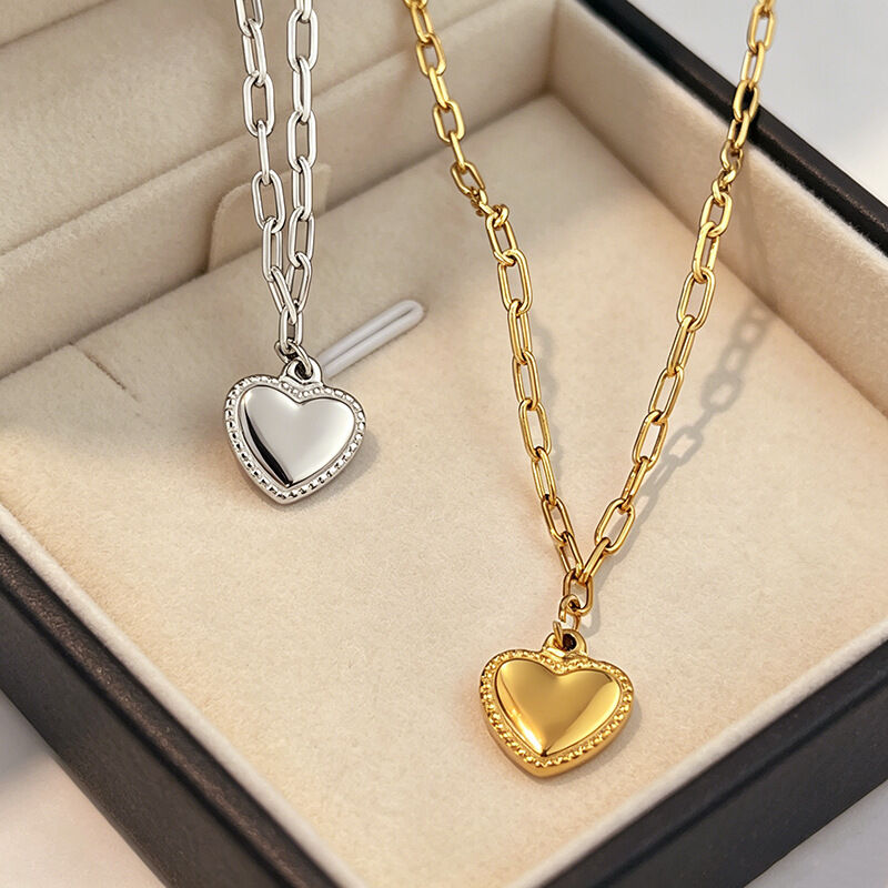 Eenvoudige Hartvormige, Waterdichte, Goudkleurige Hangerketting Van Roestvrij Staal Voor Dames. Afbeelding2