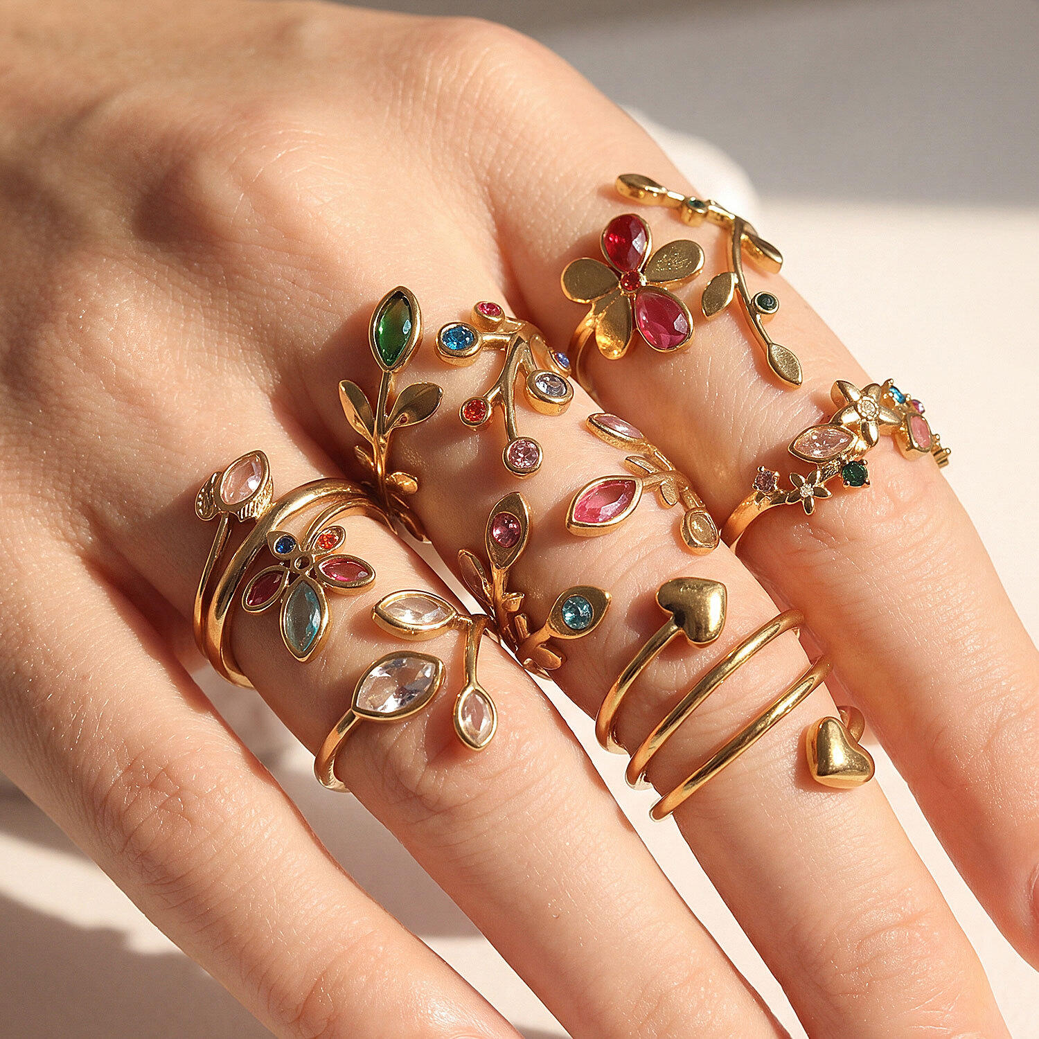 Romantische Serie Zoete Bloemen Hart Roestvrij Staal Waterdicht Goudkleurige Strass Statement Ringen Afbeelding3