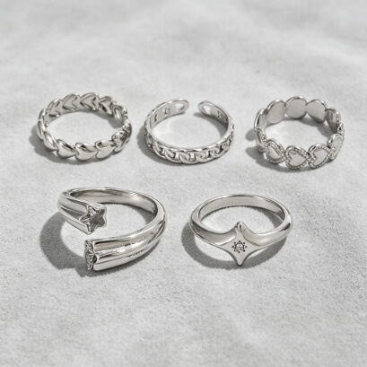 Simple Series Elegant Irregular Shape Heart Hammer Pattern Stainless Steel Waterproof Gold Color Statement Rings