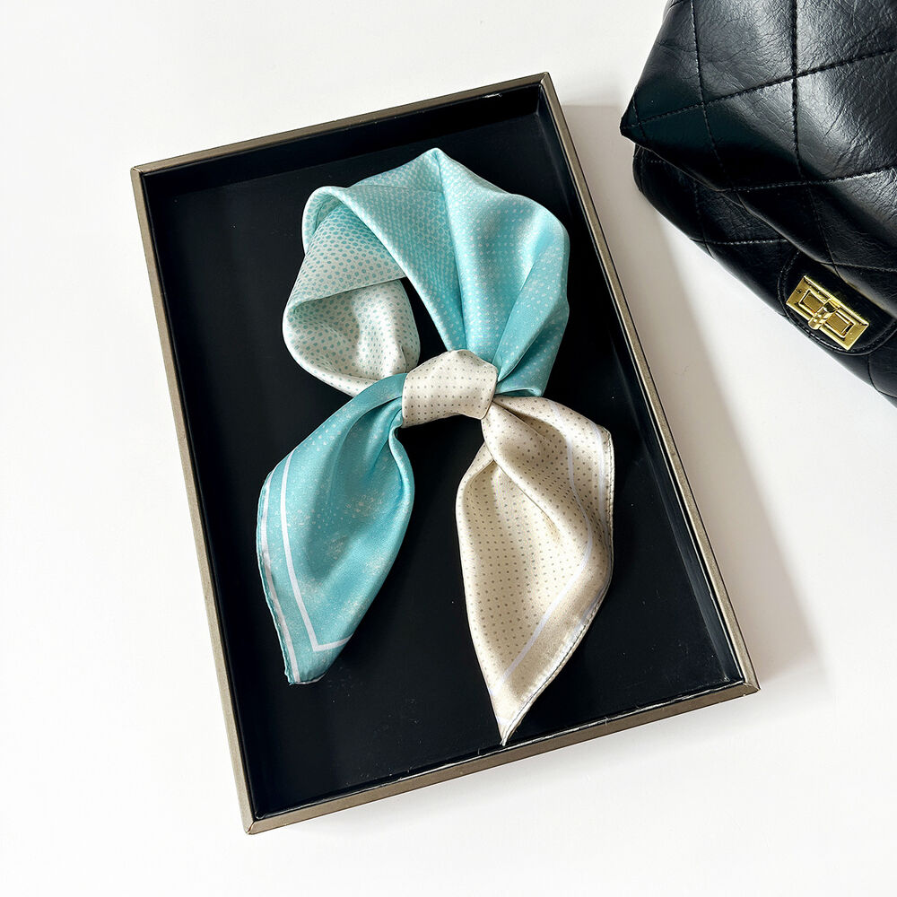 Sciarpe Estive In Chiffon Satinato Con Sfumature Di Colore Miste Della Serie Simple, Perfette Per Tutti I Giorni.
