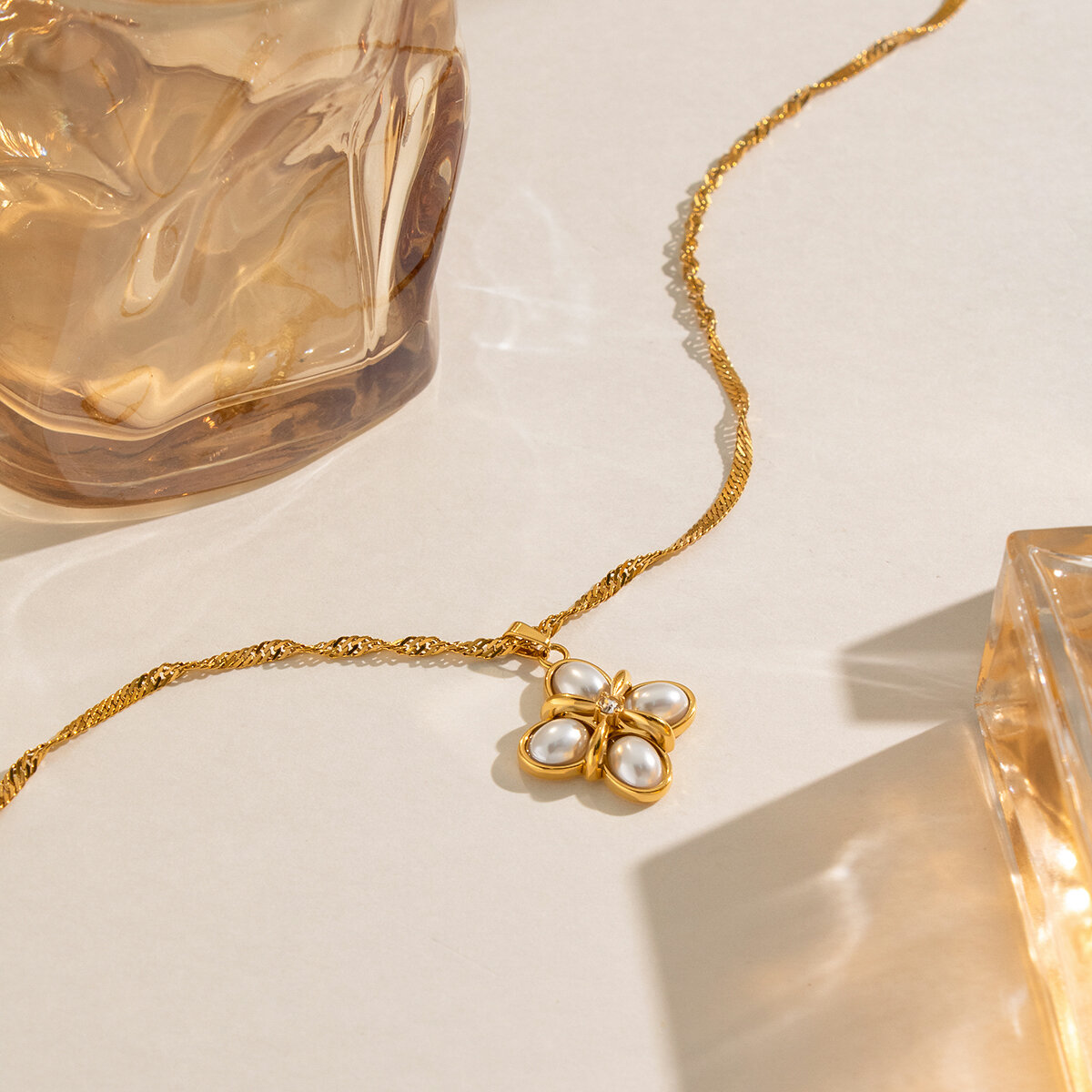 Clover Shape Stainless Steel Waterproof Gold Color Natural Stone Artificial Pearl Women's Pendant Necklaces h5 Picture5