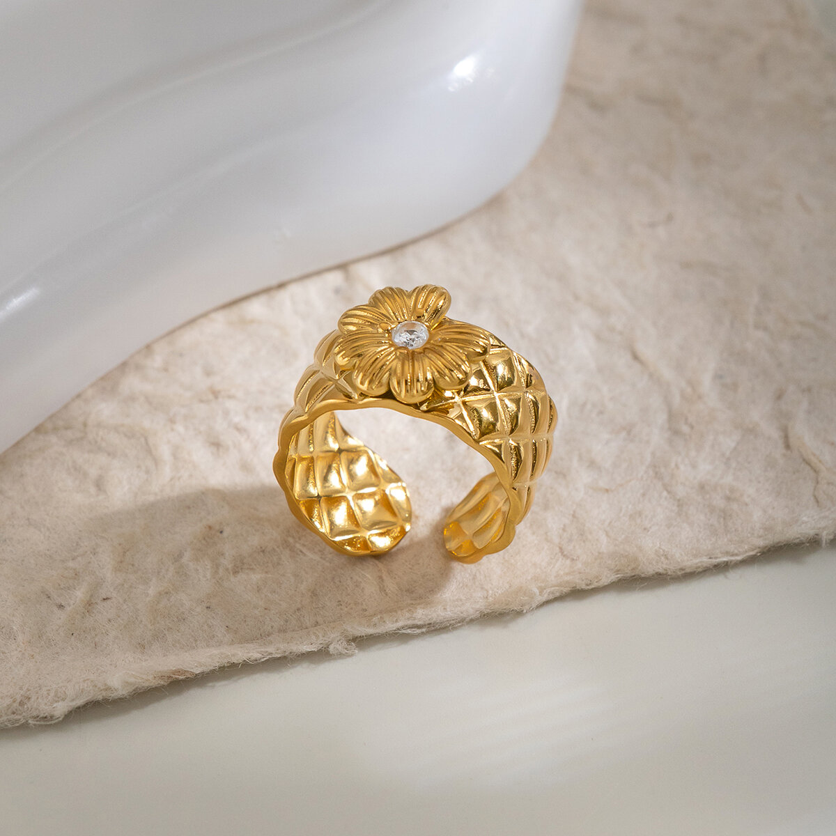 Flower Shape Stainless Steel Waterproof Plaid Pattern Gold Color Zircon Statement Rings Picture4