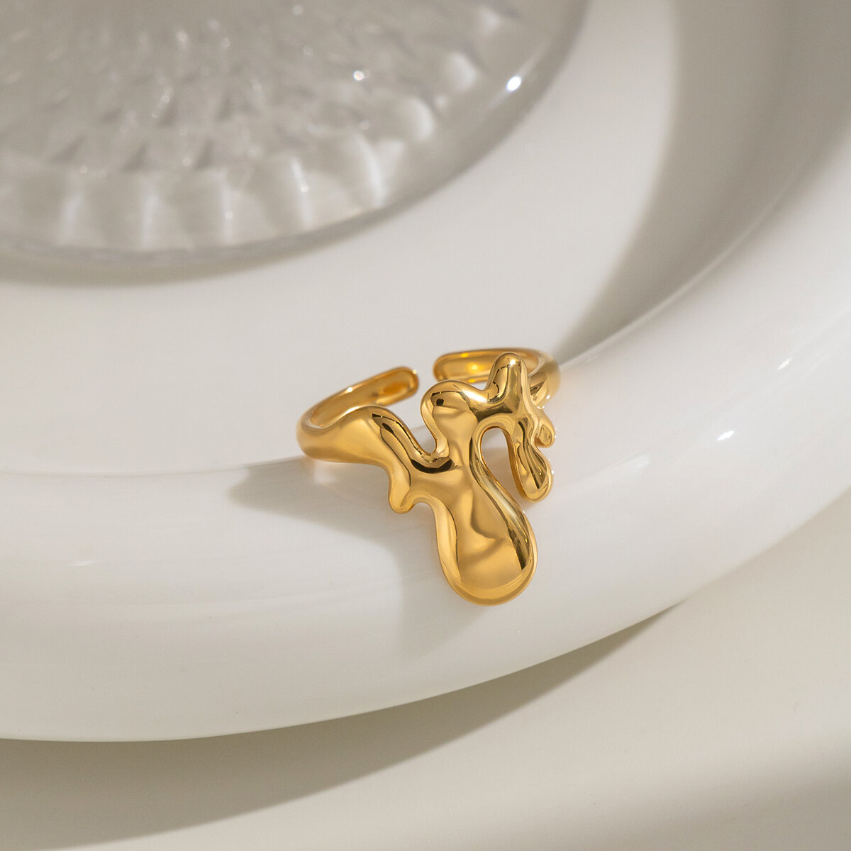 Irregular Shape Stainless Steel Waterproof Gold Color Statement Rings h5 Picture3
