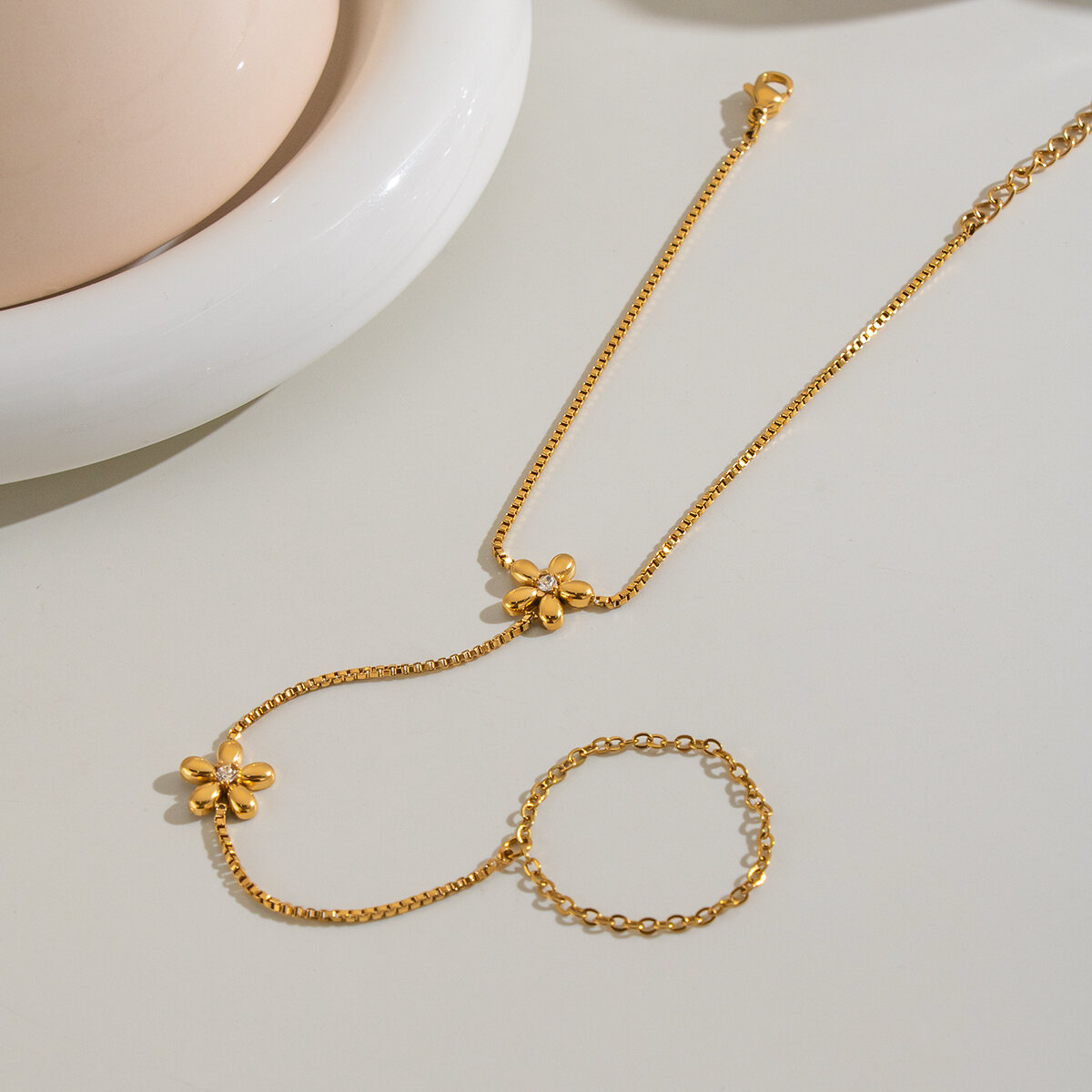 Flower Shape Stainless Steel Waterproof  Gold Color Women's Hand Chain h5 Picture5