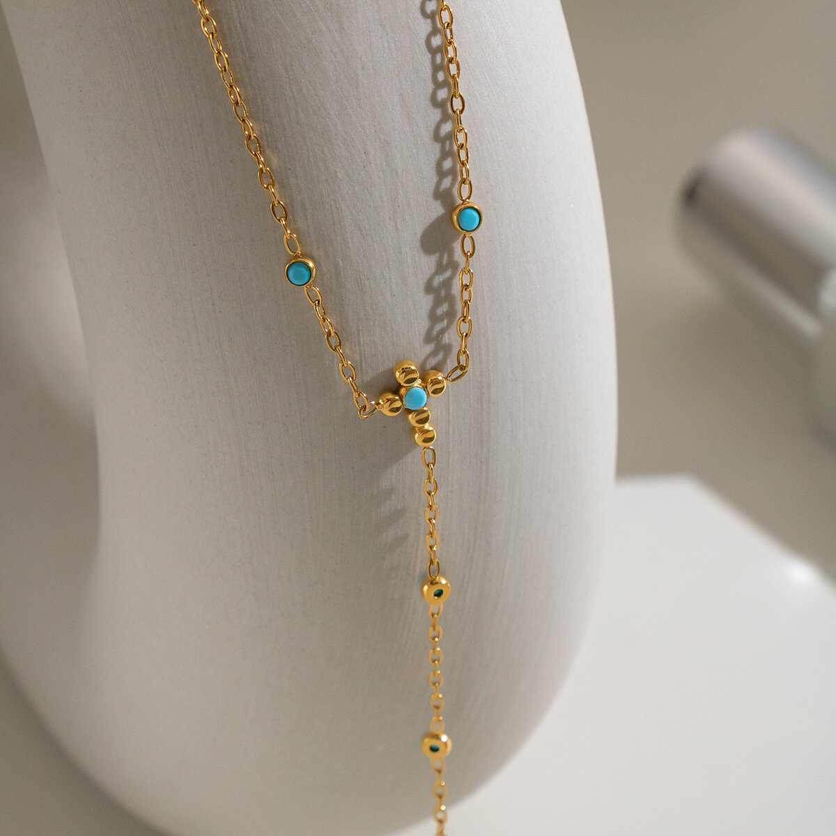 Flower Shape Stainless Steel Waterproof  Gold Color Natural Stone Women's Hand Chain h5 Picture3