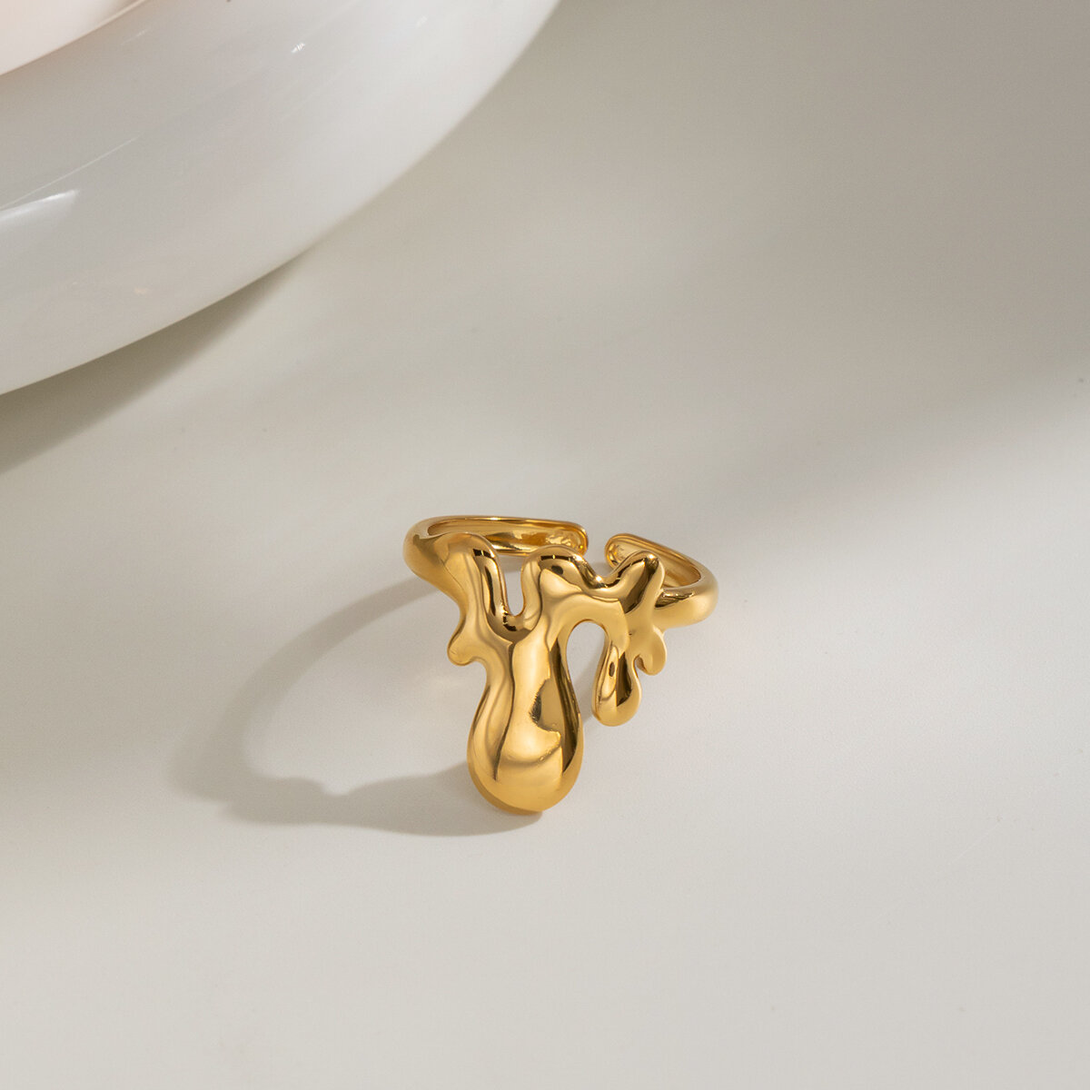 Irregular Shape Stainless Steel Waterproof Gold Color Statement Rings h5 Picture2