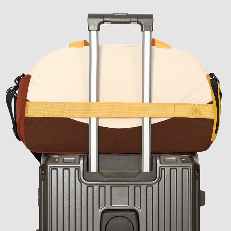 Sporty Style Patchwork Mixed Color Nylon Sports & Travel Bags Picture7