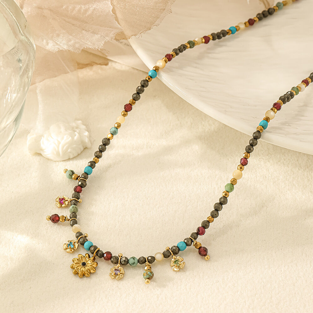 Classic Series Retro Flower Beads Natural Stones Women's Beaded Necklaces 2