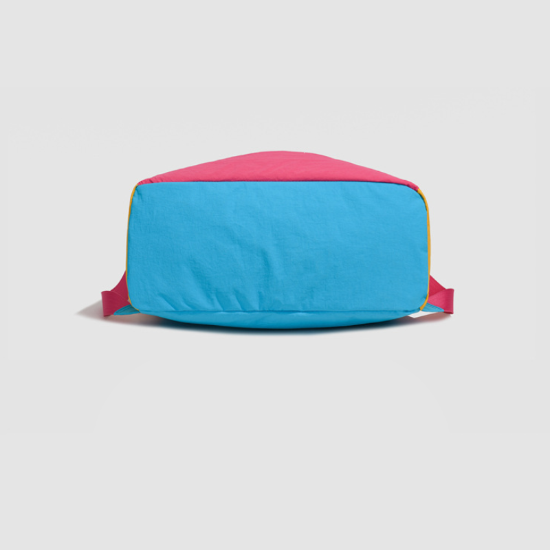 Sportlicher Patchwork-Rucksack aus Nylon für Damen in verschiedenen Farben Bild6