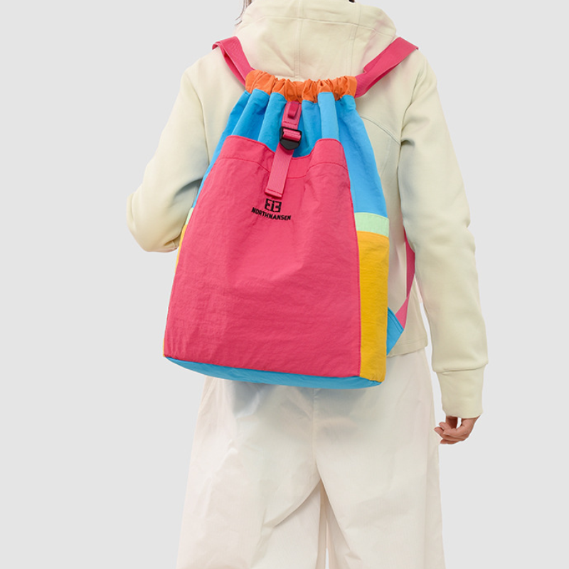 Sportlicher Patchwork-Rucksack aus Nylon für Damen in verschiedenen Farben Bild7
