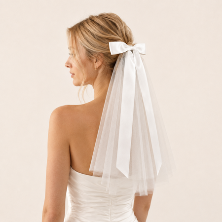 Romantische Serie Elegante Strik Bruidshoofdtooi Van Effen Organza Bruidssluier