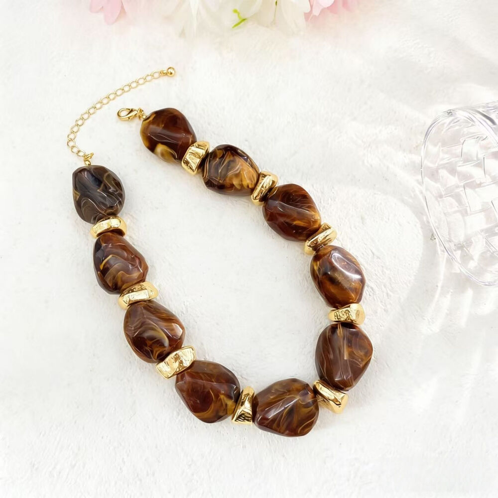 Retro Beads Acrylic Women's Beaded Necklaces h5Picture3