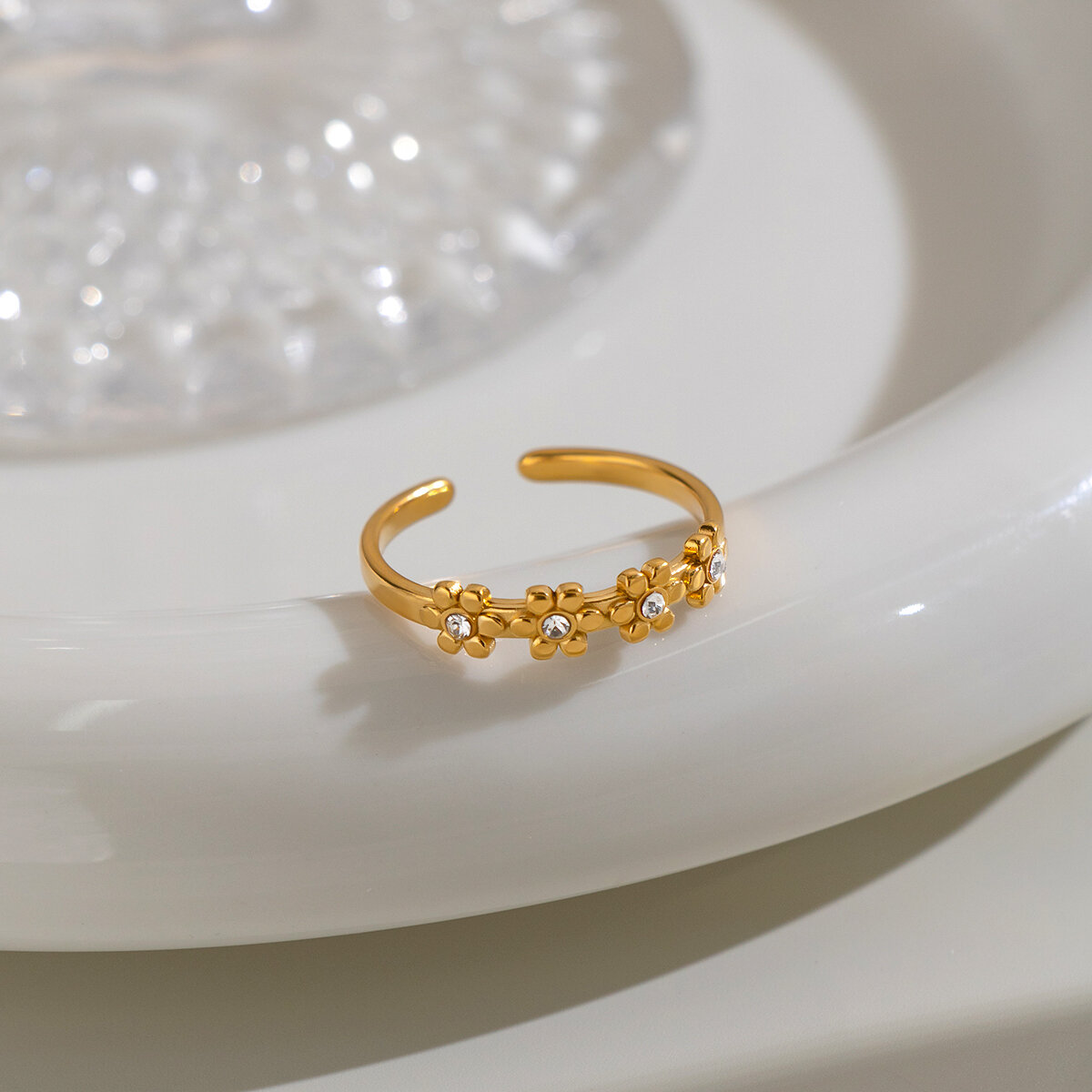 Bagues Pour Femmes En Acier Inoxydable Doré, Étanches, En Forme De Fleur Et Ornées De Strass Image4