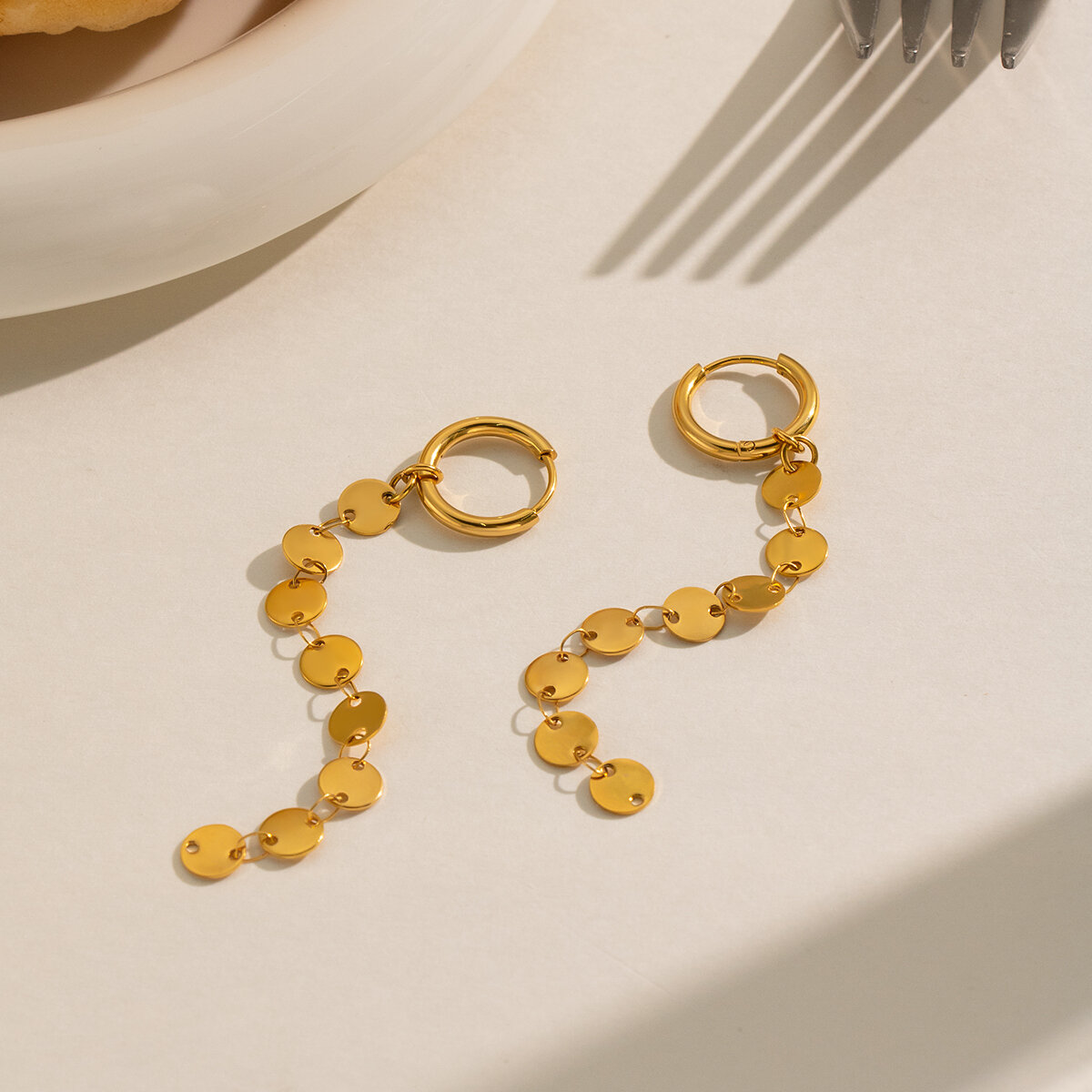 Boucles D'Oreilles Pendantes Pour Femmes, En Acier Inoxydable Imperméable, Couleur Or, Avec Pompon h5 Image5