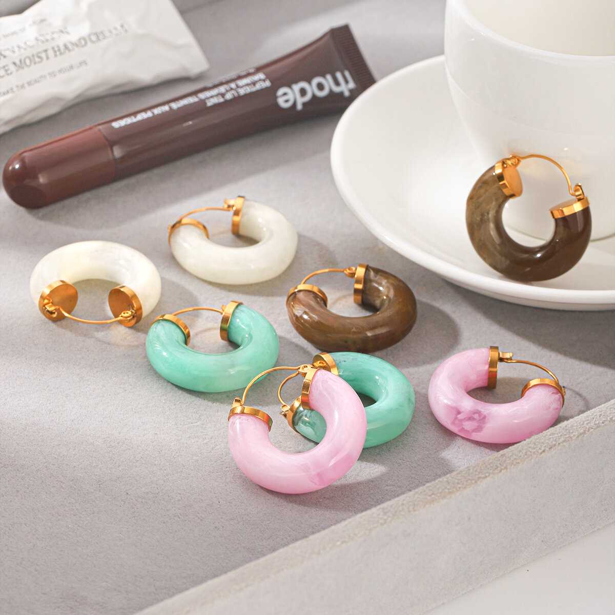 Simple Series Retro Daily Geometric Shape Resin   Gold Color  Women's Hoop Earrings h5 Picture6
