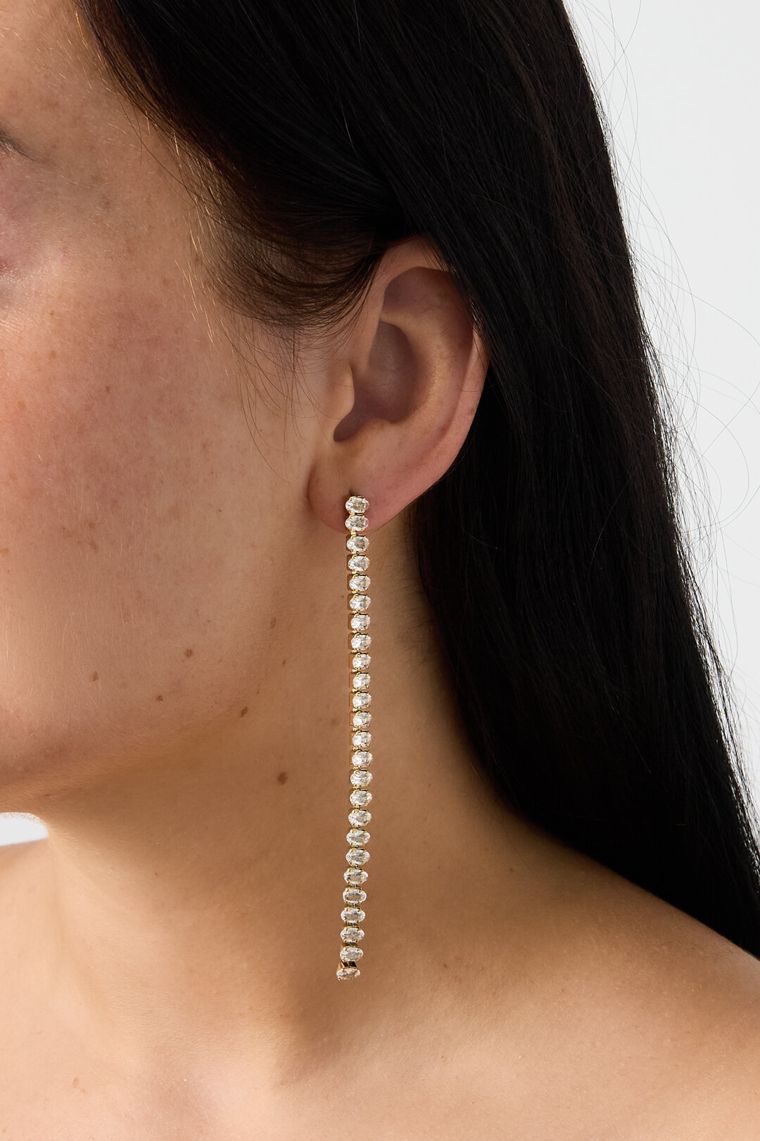 Elegante Hängeohrringe aus Edelstahl mit Kette, perfekt für festliche Anlässe und Partys. Luxuriöse Damenschmuckserie. 2