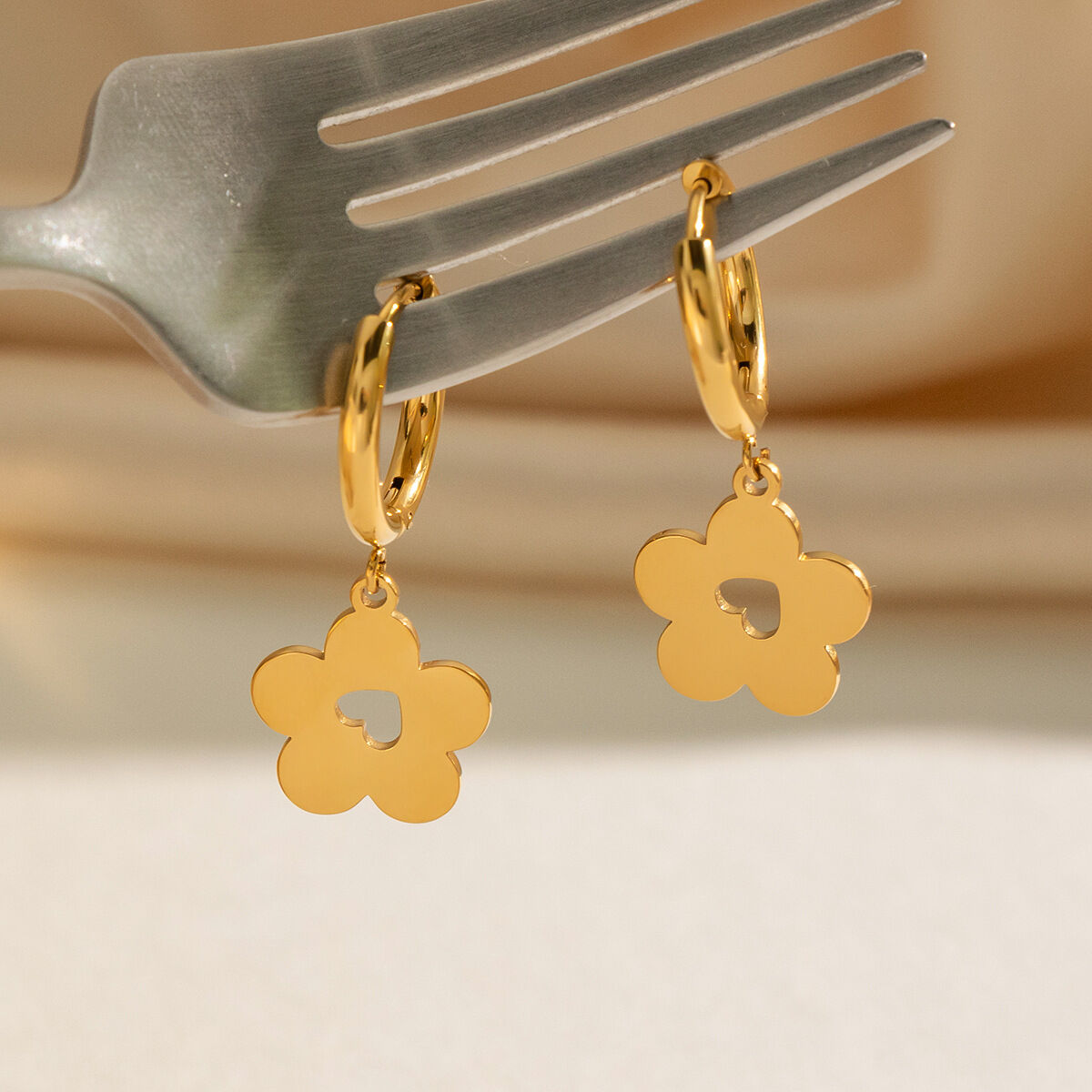 Flower Shape Stainless Steel Waterproof Gold Color Women's Drop Earrings