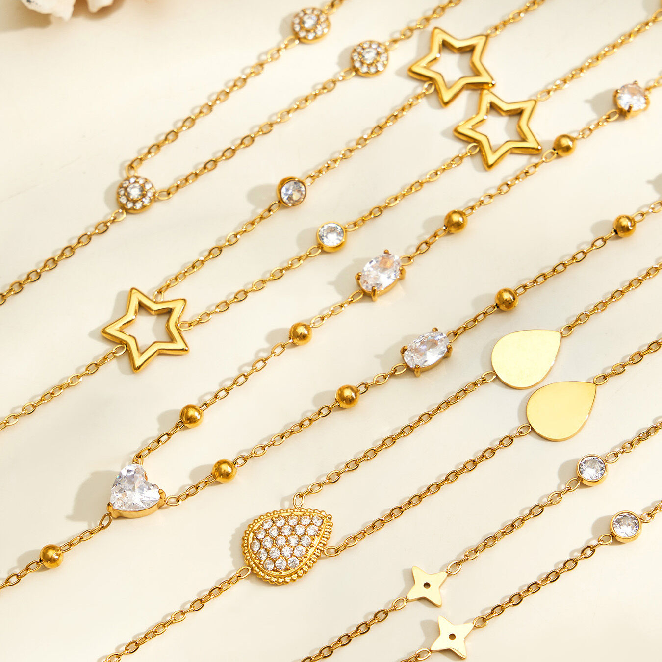Simple Series Daily Heart Star Chain Stainless Steel Waterproof   Gold Color  Women's Chain Necklaces