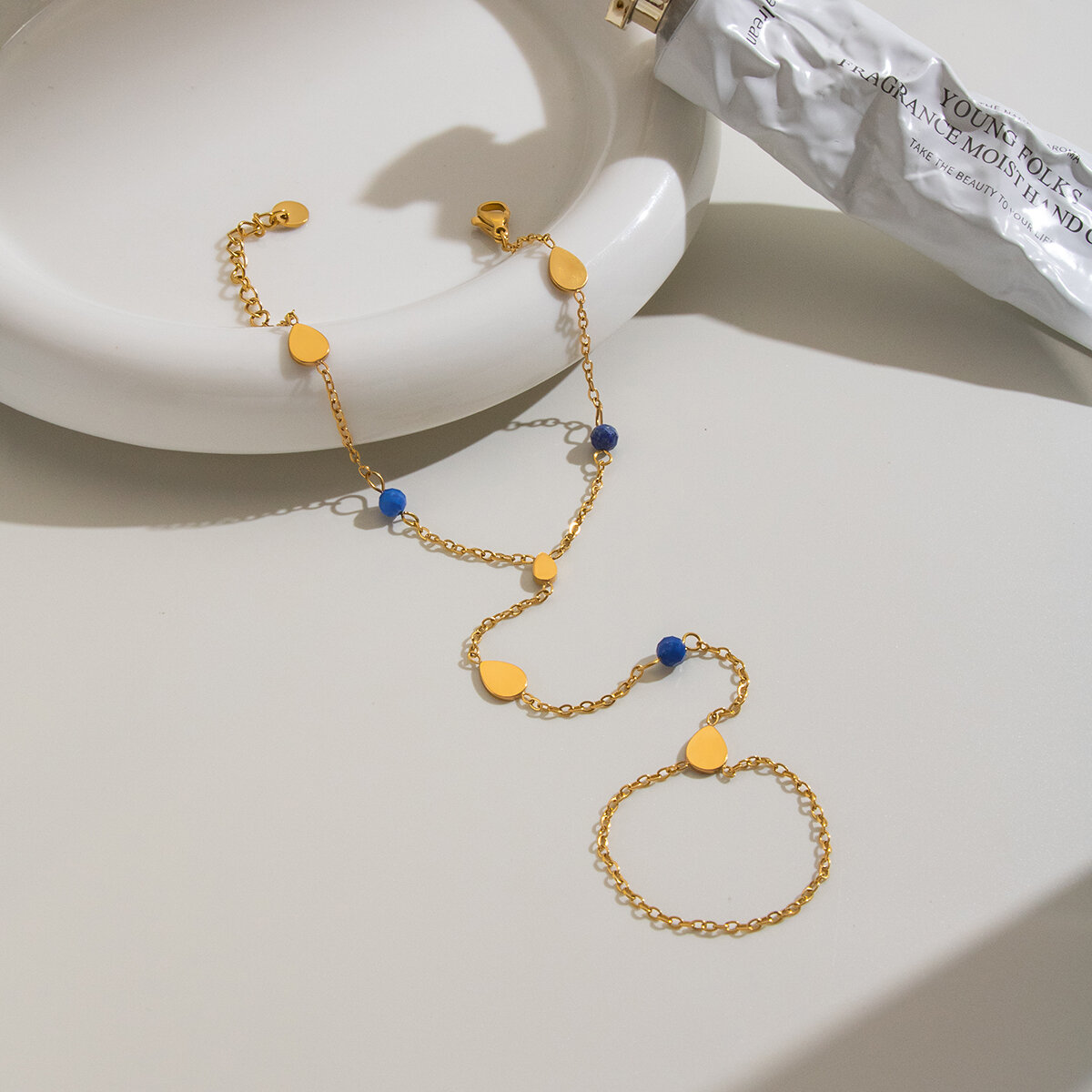 Collana Da Polso Da Donna Simple Series Daily Dalla Forma Irregolare, In Acciaio Inossidabile Impermeabile Color Oro. Immagine4
