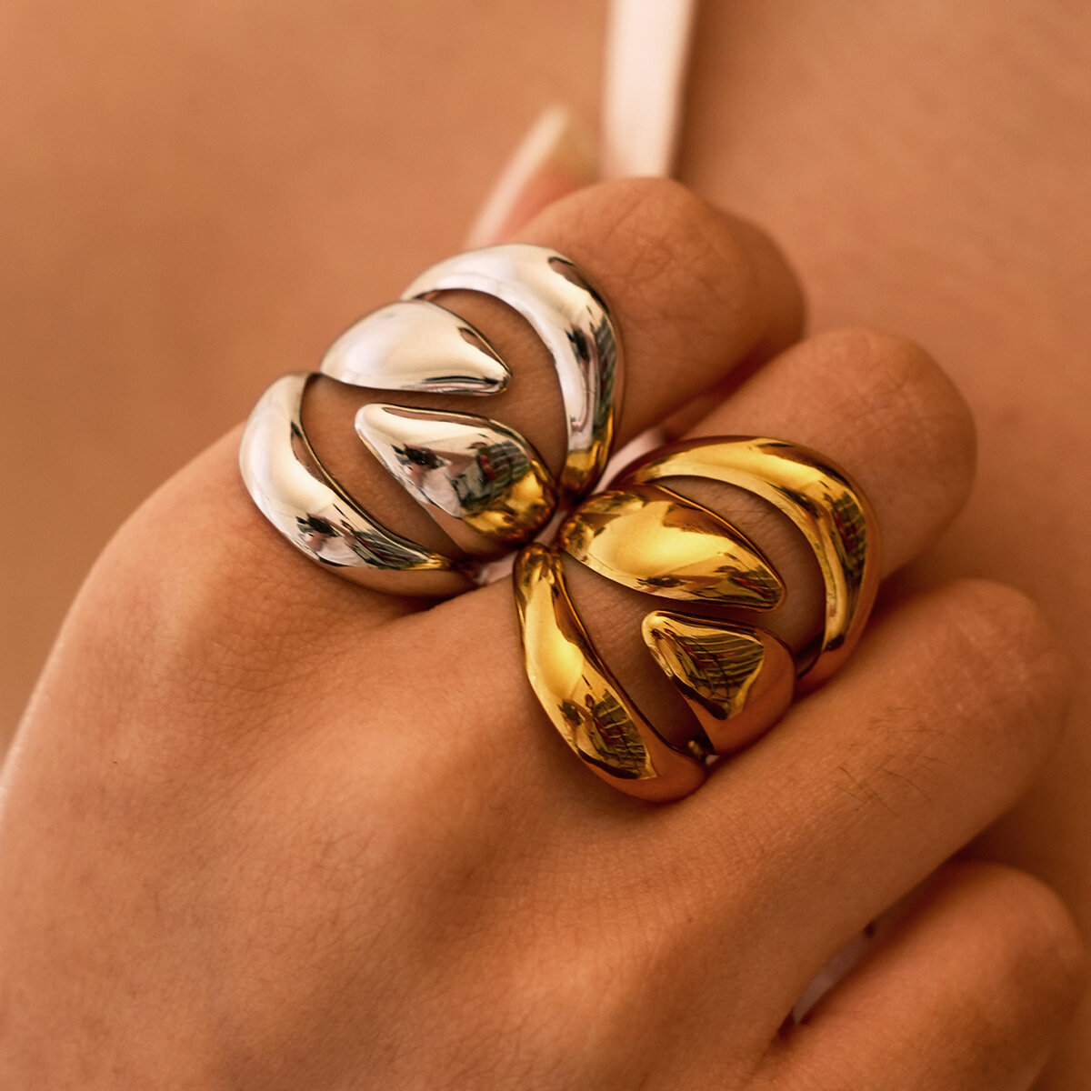 Simple Series Daily Irregular Shape Stainless Steel Waterproof   Gold Color  Women‘s Statement Rings Picture2