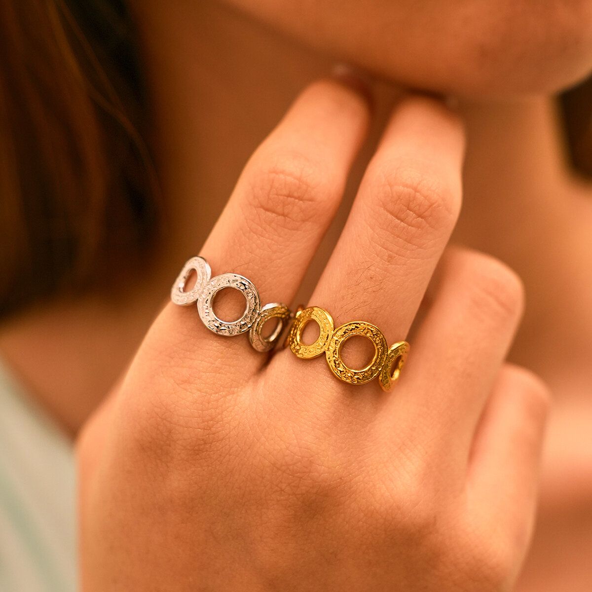Simple Series Daily Circle Stainless Steel Waterproof   Gold Color  Women‘s Statement Rings Picture2