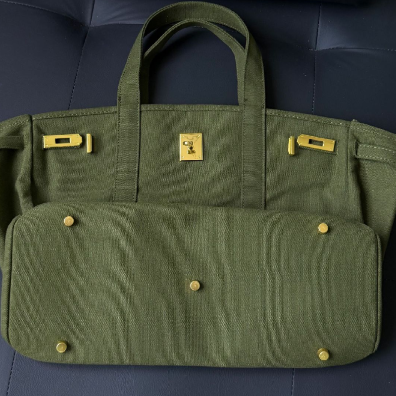 Casual Style Metal Hardware Solid Color Mixed Color Canvas Women's Square Handbags h5Picture7