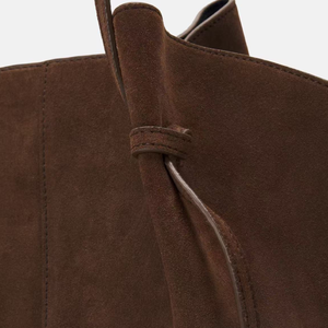 Casual Style None Solid Color Twist Suede Women's Trapezoid Shoulder Bags h5 Picture5