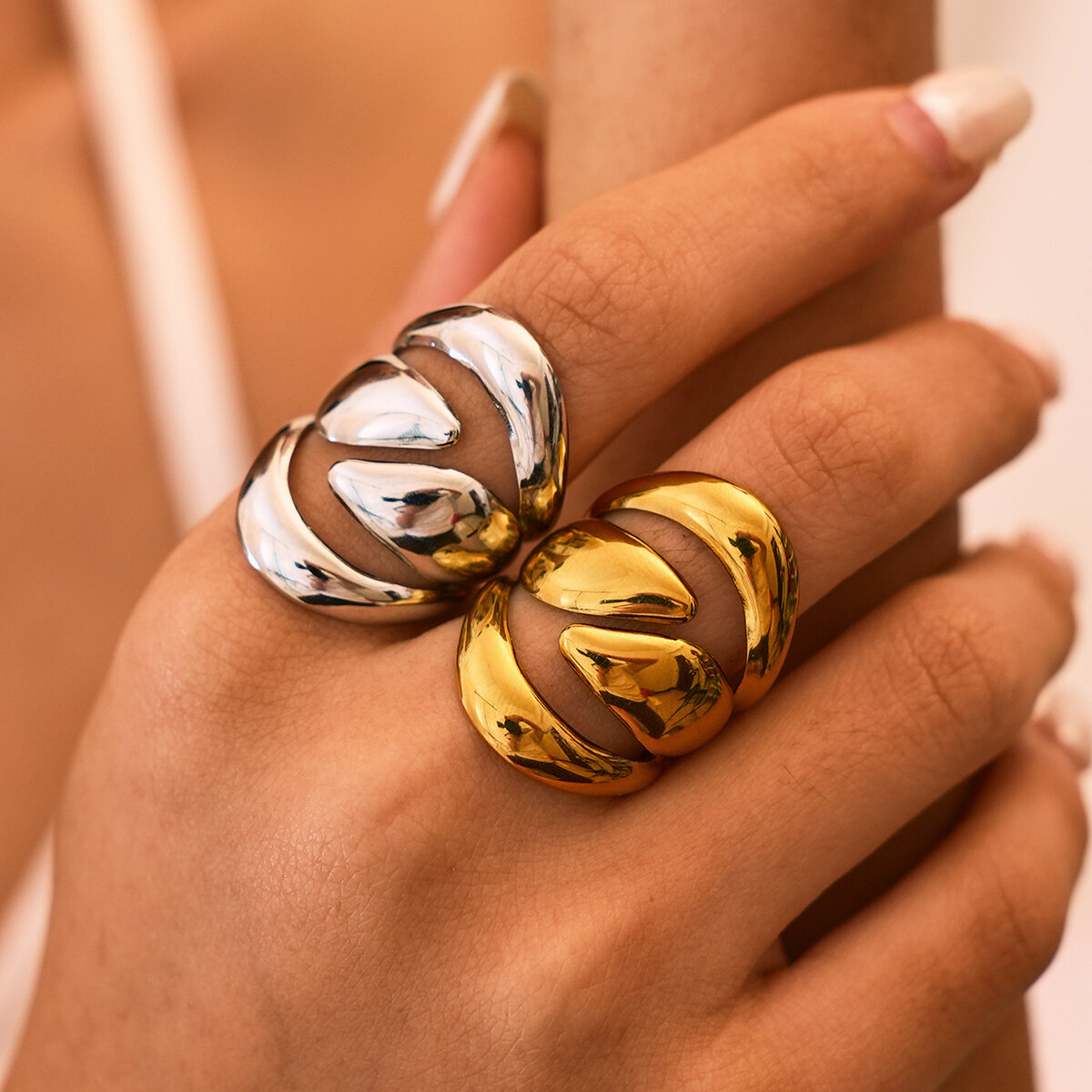 Simple Series Daily Irregular Shape Stainless Steel Waterproof   Gold Color  Women‘s Statement Rings Picture4