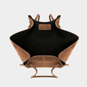 Casual Style None Solid Color Twist Suede Women's Trapezoid Shoulder Bags h5 Picture3