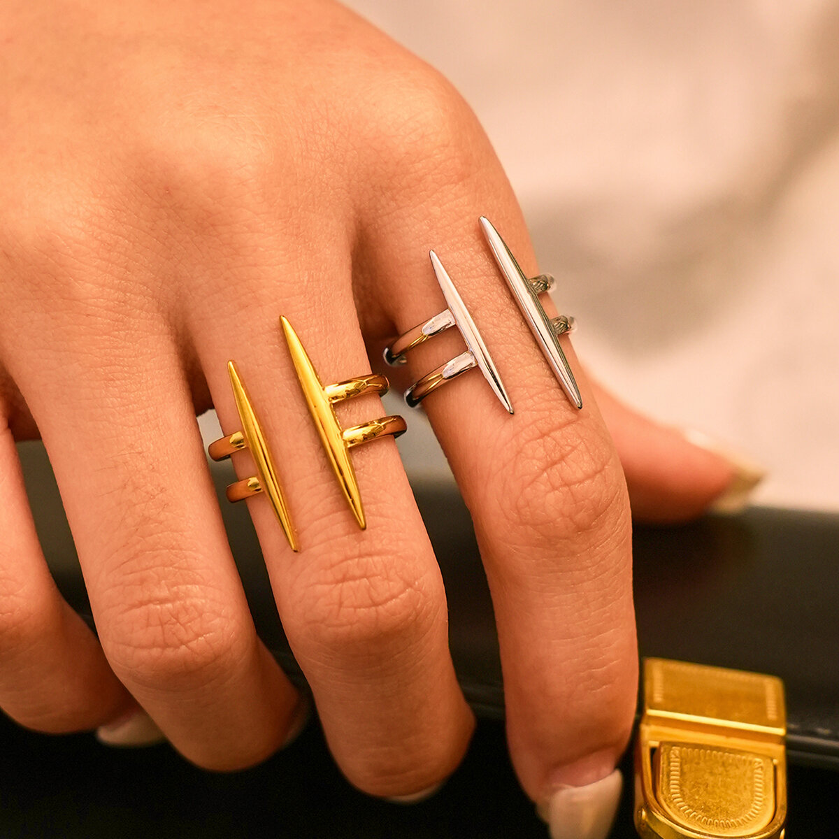 Simple Series Daily Irregular Shape Stainless Steel Waterproof   Gold Color Women‘s Statement Rings Picture3