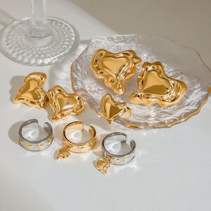 1 Piece Romantic Series Retro Irregular Heart Shape Stainless Steel Waterproof Gold Color Women's Single Rings h5 Picture2