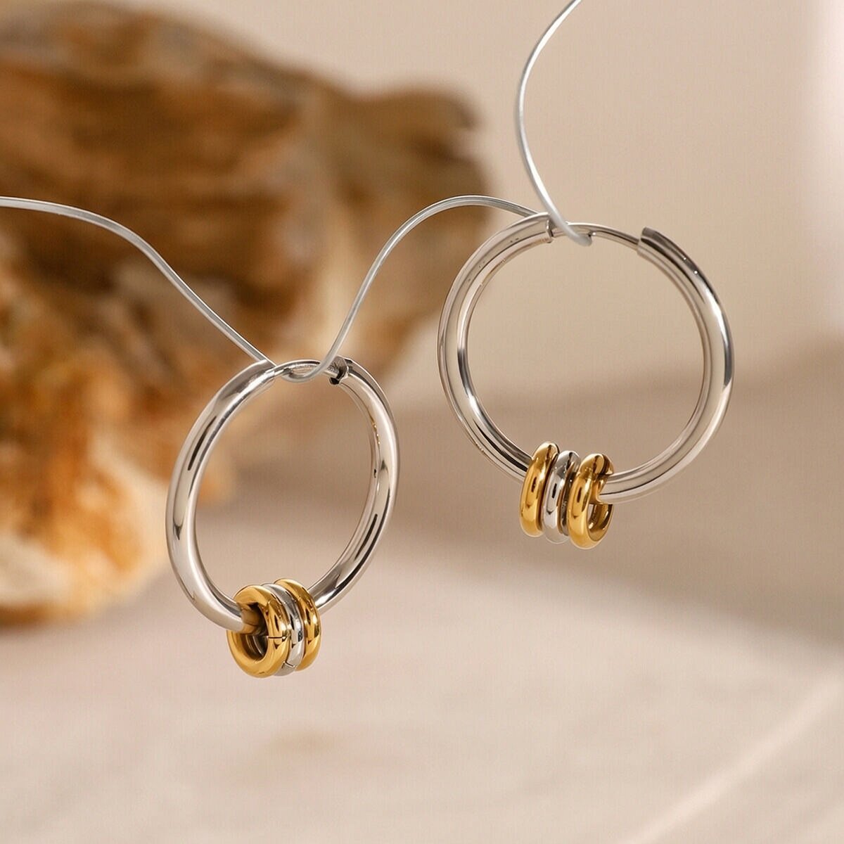 1 Paar Geometrische Creolen Aus Edelstahl Im -Stil Der Simple Series Mit 18 Karat Vergoldung Für Damen h5 