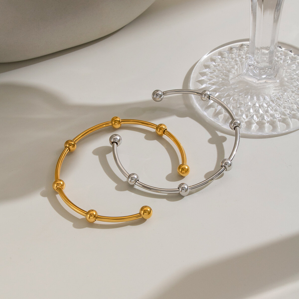 Wasserdichte Armreifen Aus Edelstahl In Goldfarbe Für Damen h5 Bild3