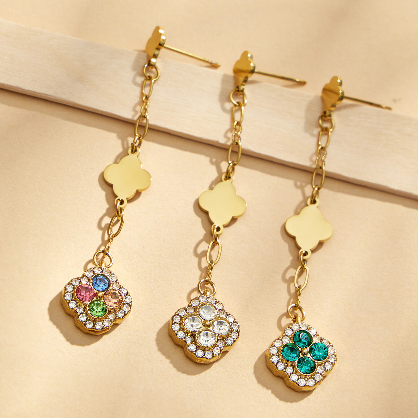 Orecchini Pendenti Da Donna Della Serie Romantic Sweet Flower In Acciaio Inossidabile, Impermeabili, Color Oro, Con Zirconi. 2