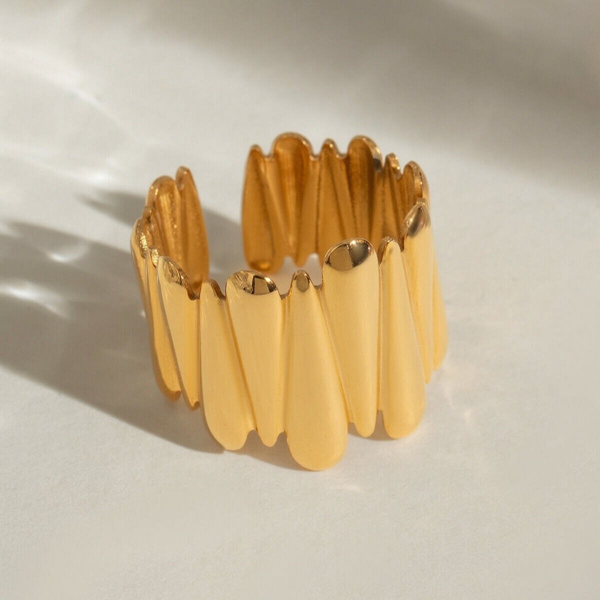 Anello Con Dichiarazione Retrò In Acciaio Inossidabile Color Oro Impermeabile Da 1 Pezzo 