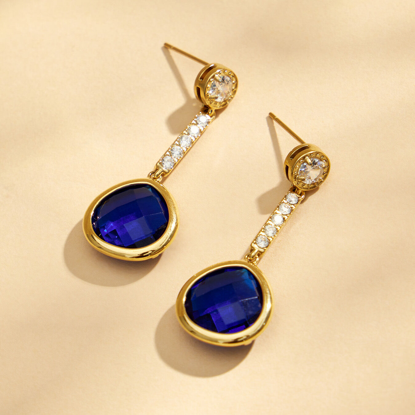 Luxurious Series Simple Circle Stainless Steel Gold Color Zircon Glass Women's Drop Earrings h5 Picture2